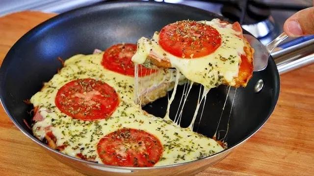 Pizza de Sartén con Mozzarella